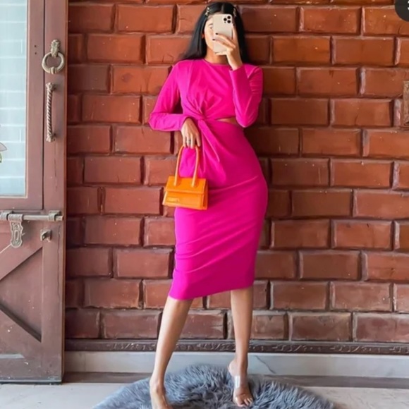 ZARA Knitted Dress - Picture 1 of 5